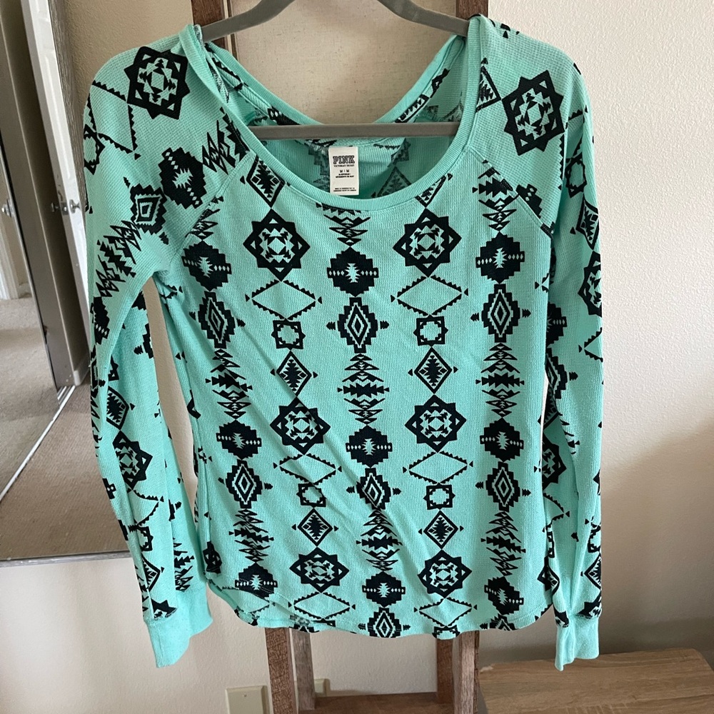 Victoria’s Secret Pink vintage thermal size M